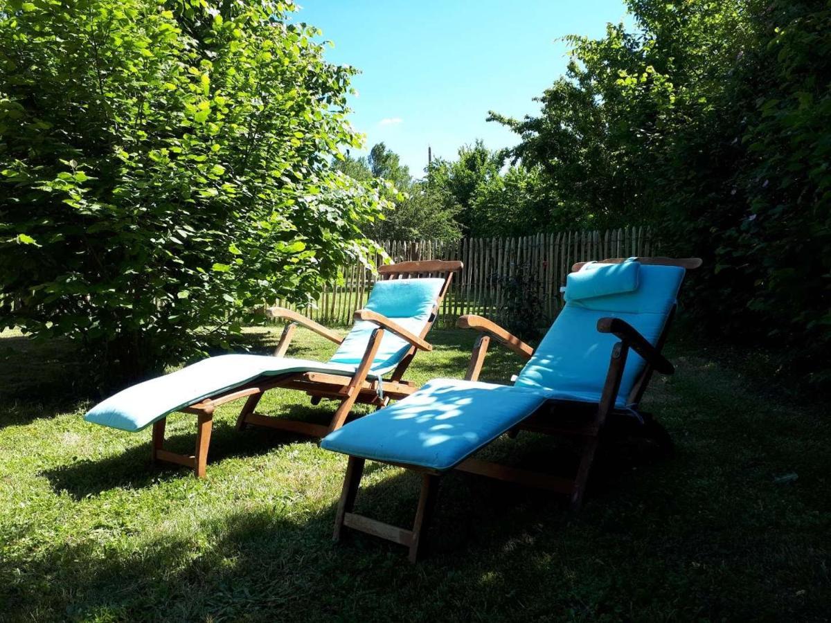 La Roulotte De Glorit Holiday home *