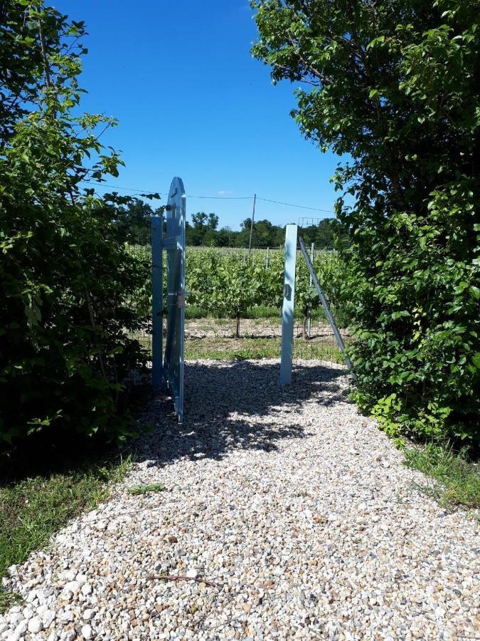 Holiday home La Roulotte De Glorit